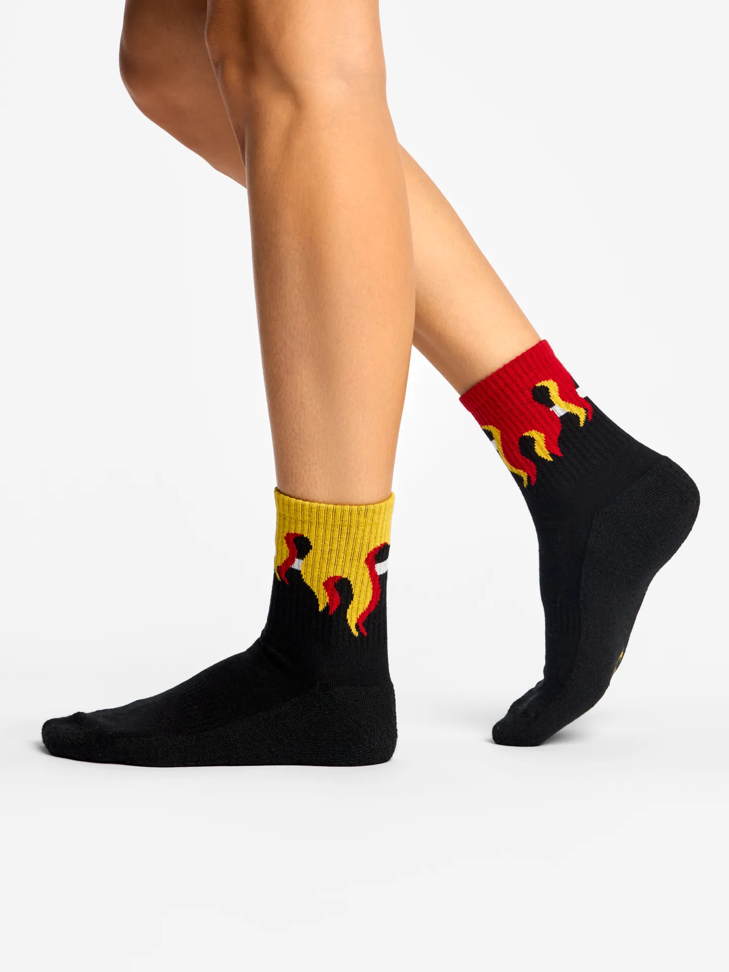 Lustige funktionelle Crewsocken On Fire - Image 2