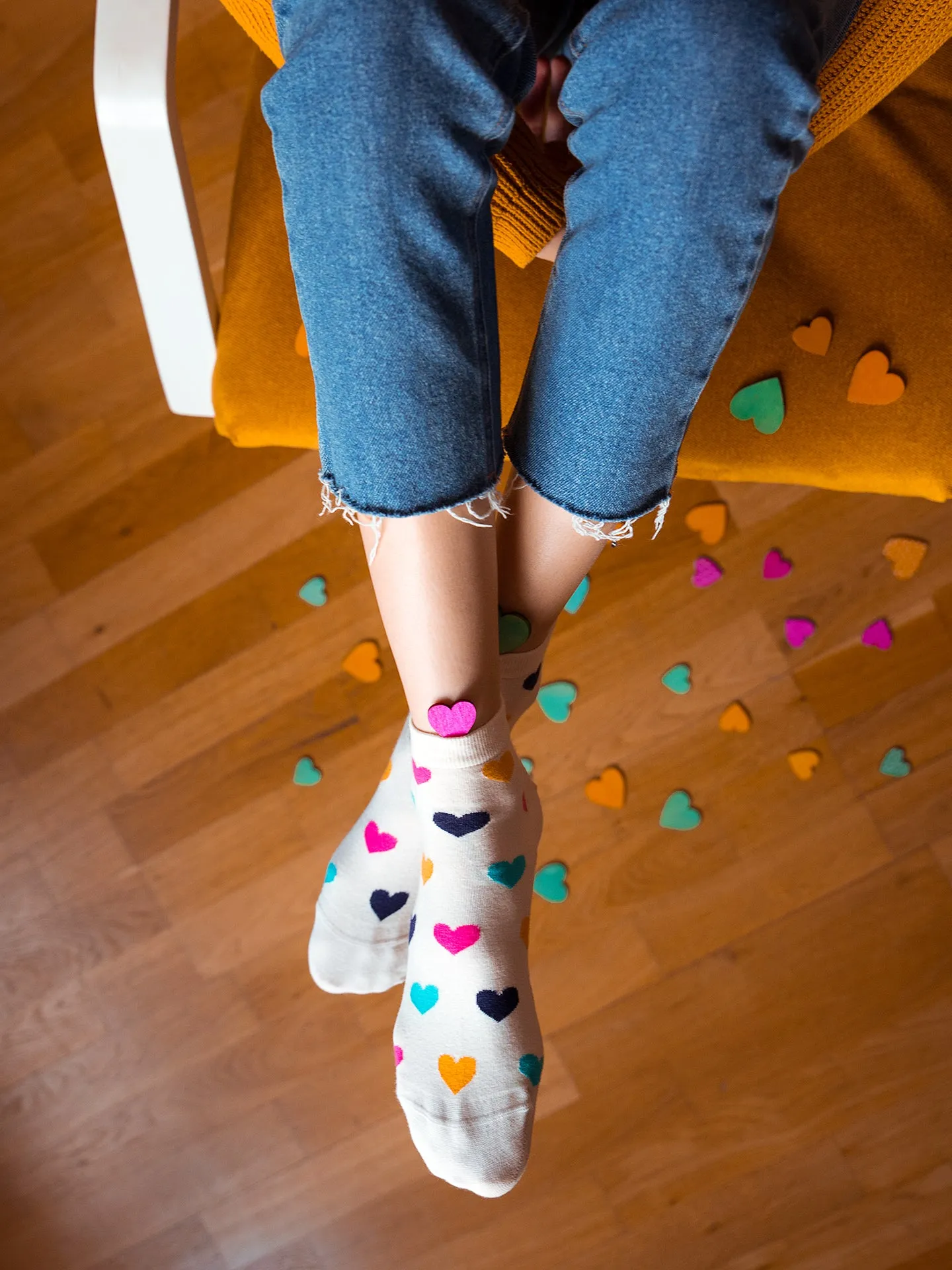Lustige Knöchelsocken Bunte Herzen - Image 5