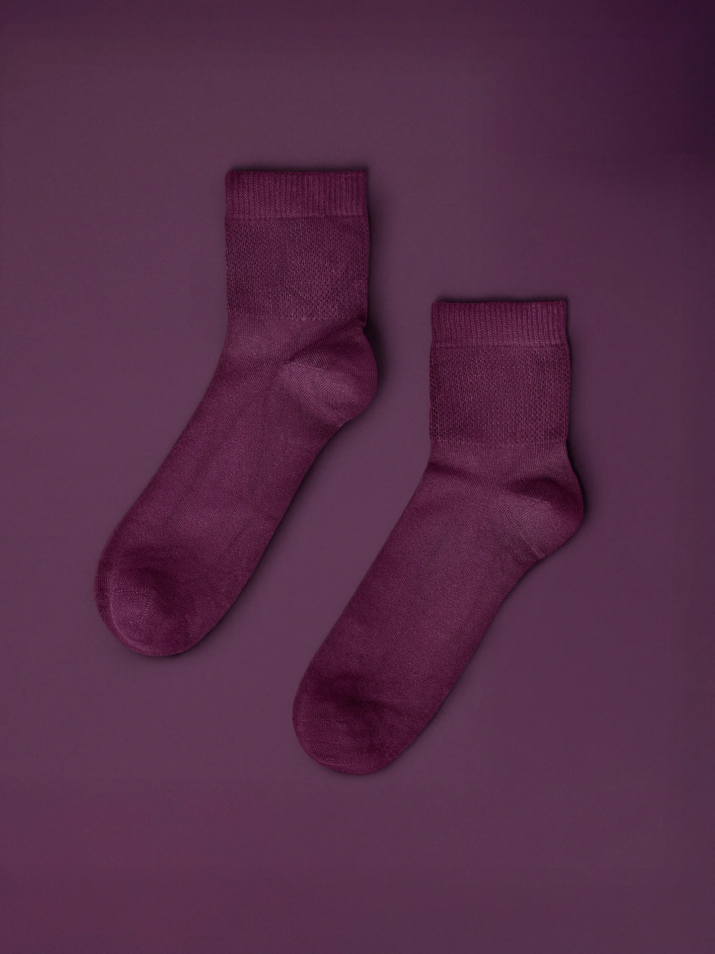 Antistress-Crewsocken Dunkles Burgunderrot - Image 2