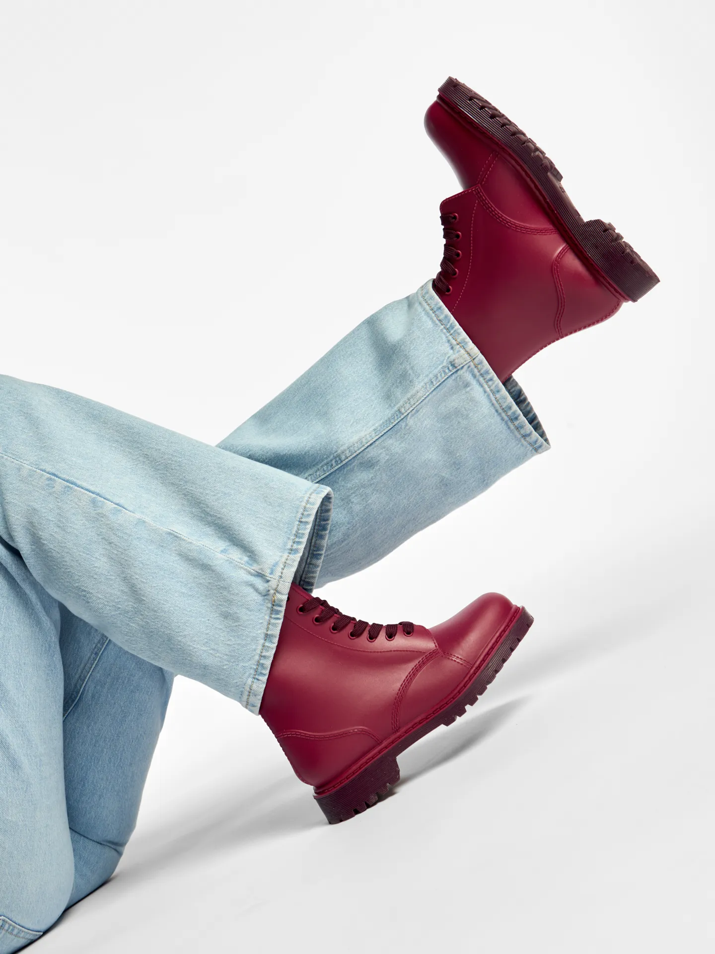 Burgunderrote Regenstiefel für Frauen - Image 5