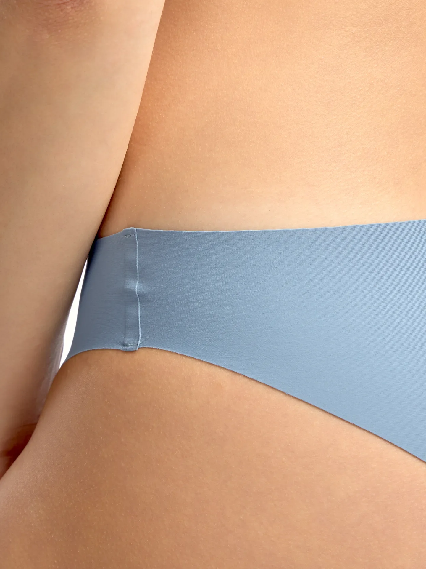 Kaltblaue nahtlose Höschen für Damen - Image 5