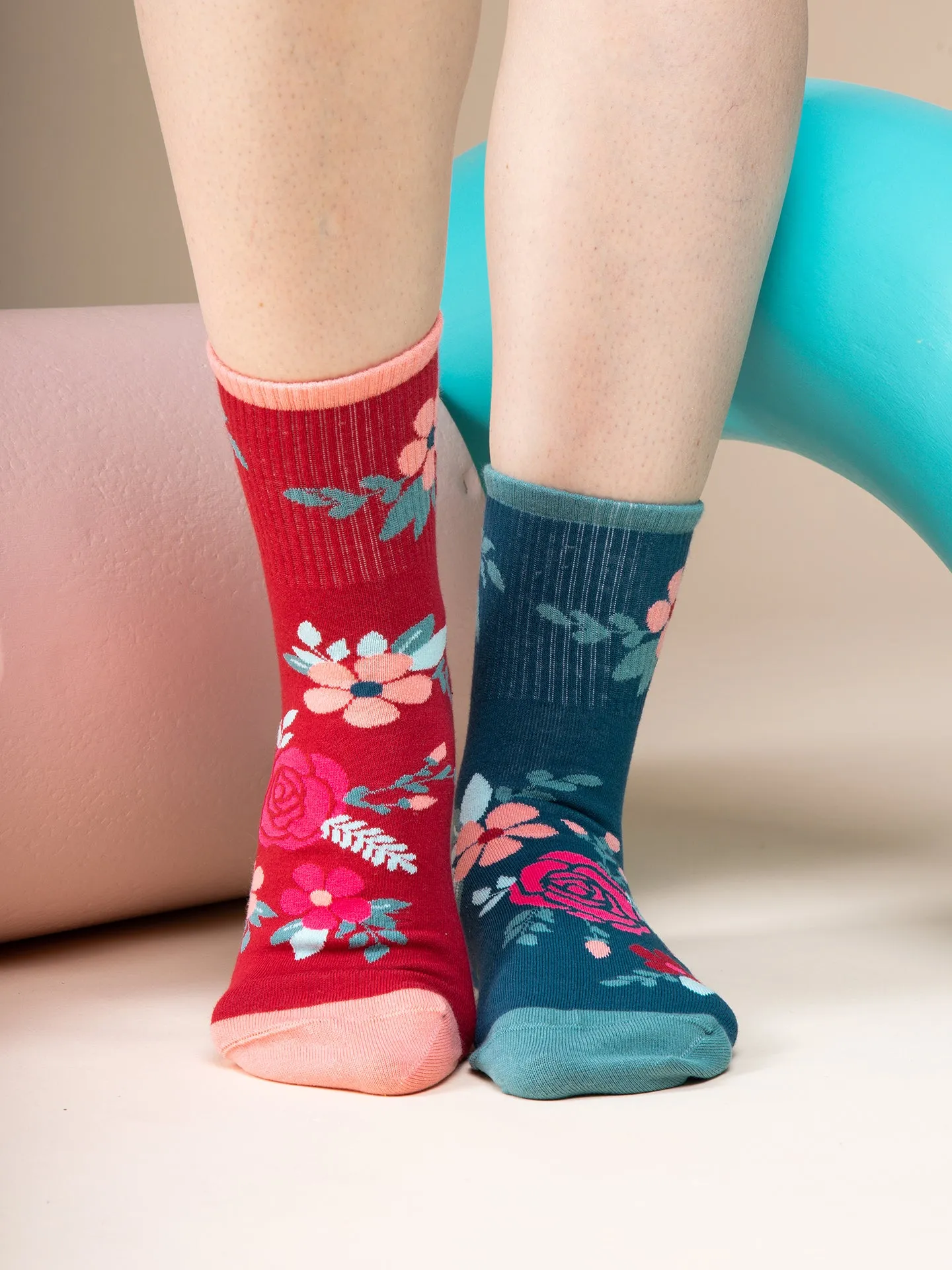 Lustige Crewsocken Hagebuttenblüten - Image 3