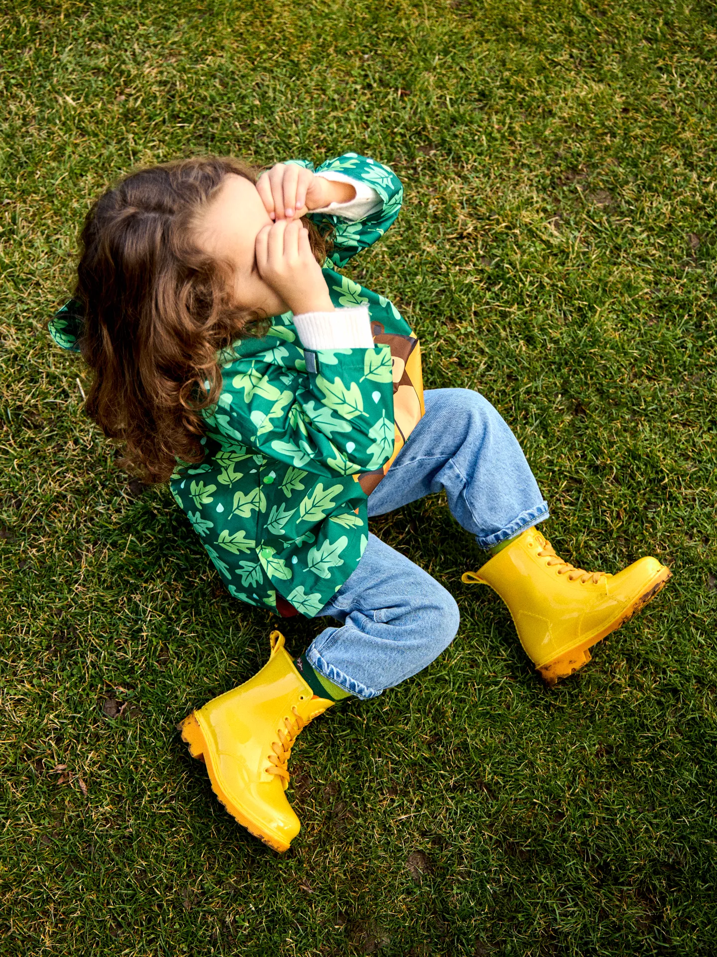 Lustige goldgelbe Regenstiefel für Kinder - Image 6