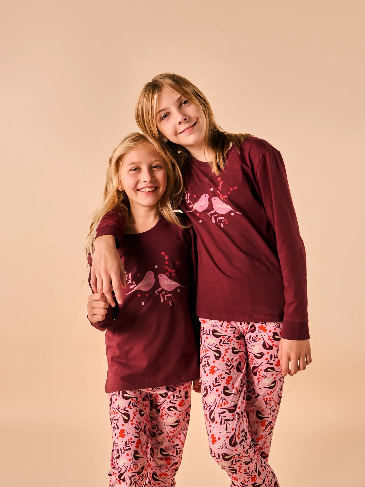 Lustiger Pyjama für Kinder Vögel und Beeren - Image 5