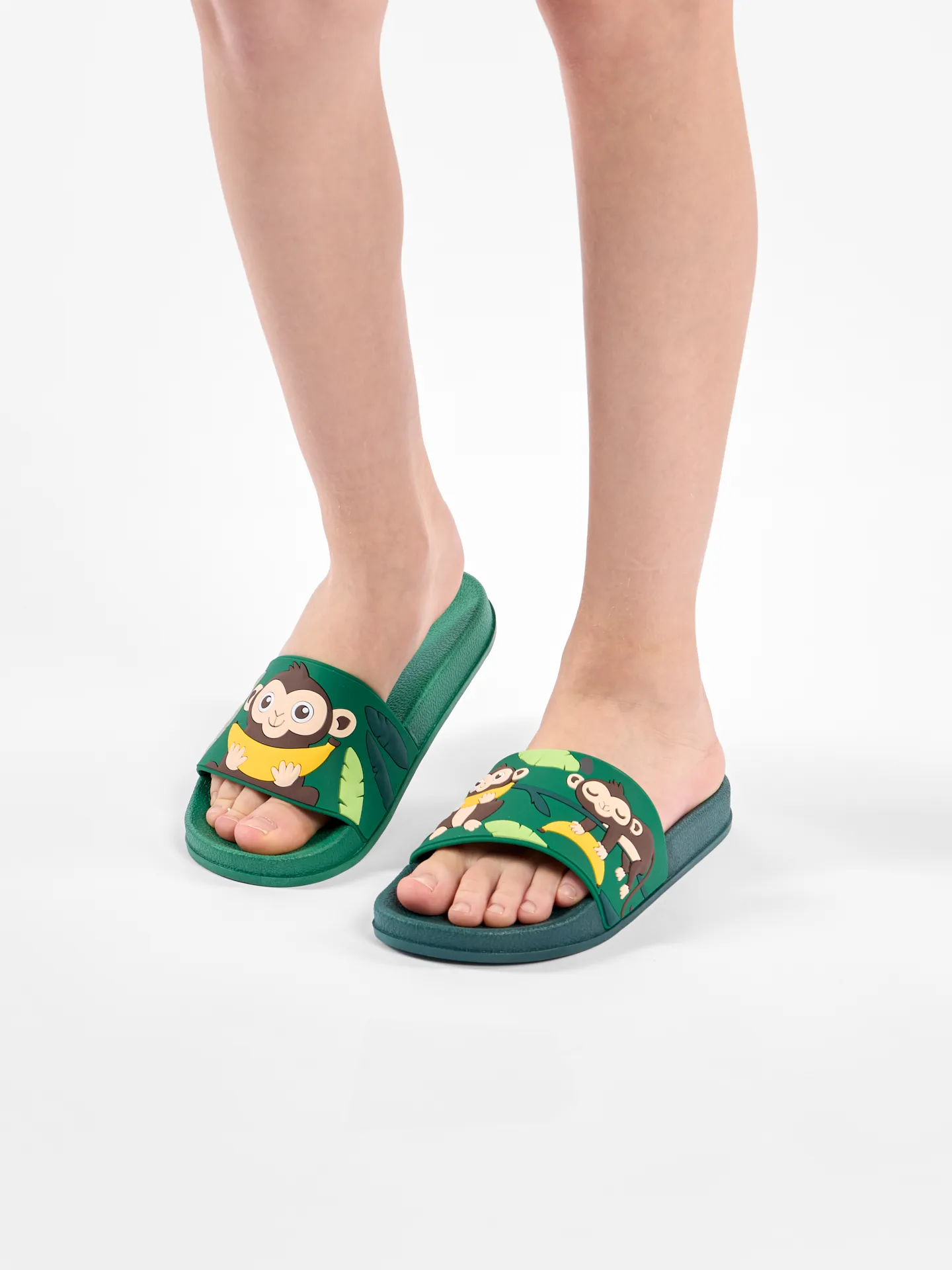 Lustige Pantoletten für Kinder Affe im Dschungel - Image 5