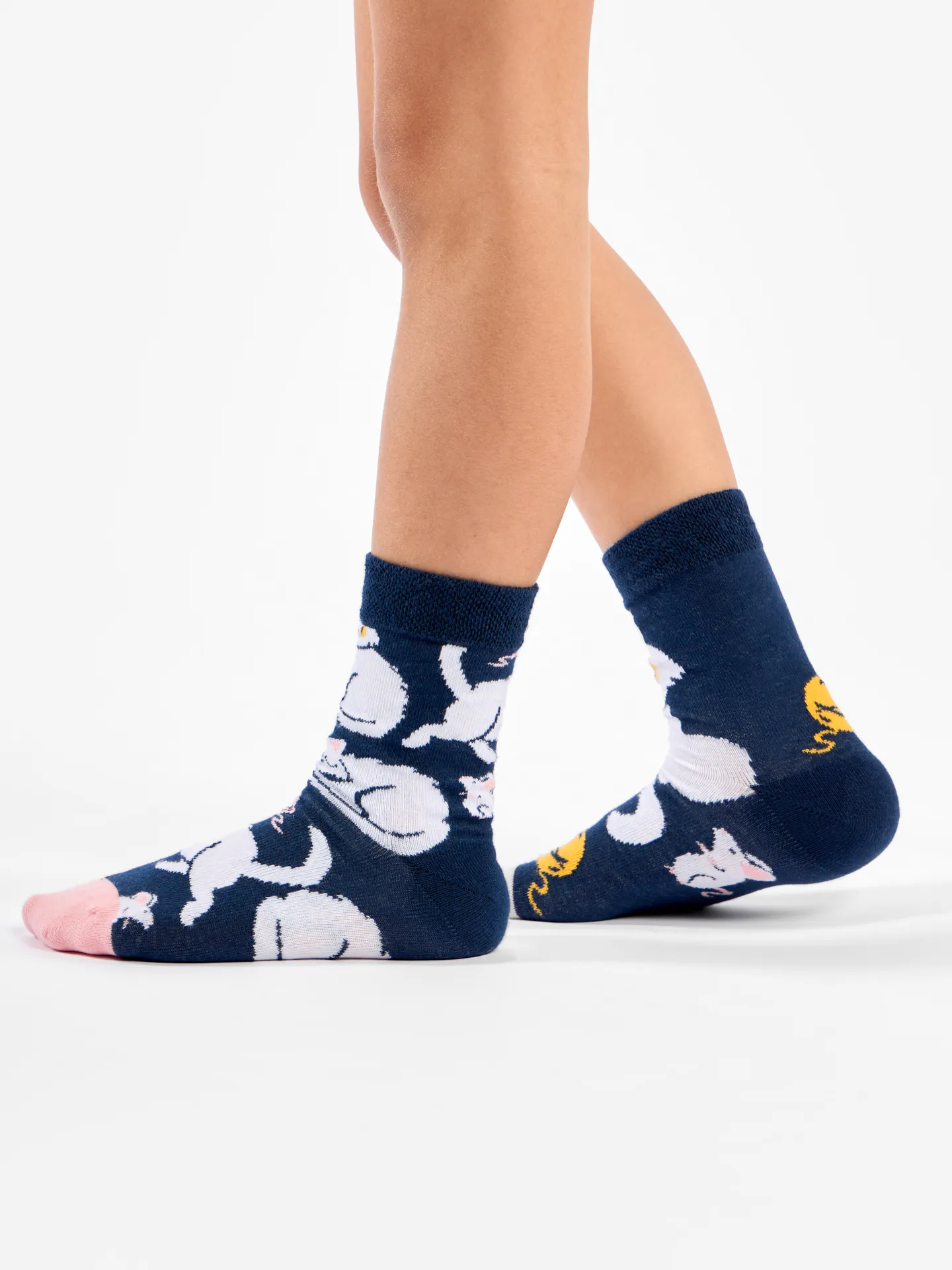 Lustige Kindersocken Verspieltes Kätzchen - Image 3
