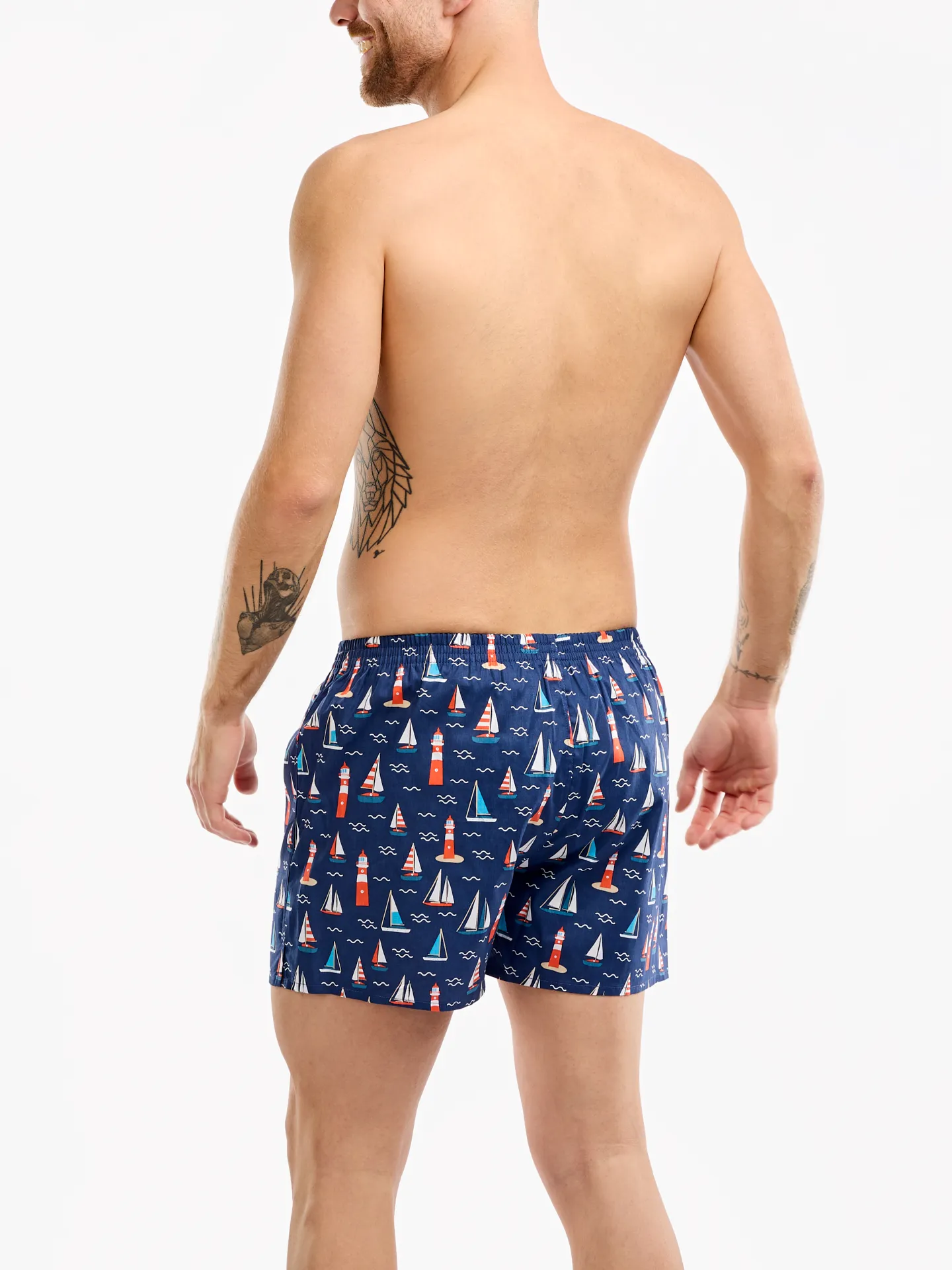Shorts für Männer Leuchtturm und Segelboote - Image 4