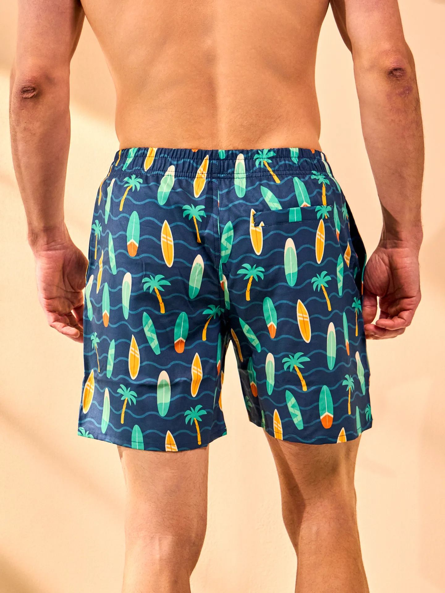 Lustige Badeshorts für Männer Surfer - Image 3