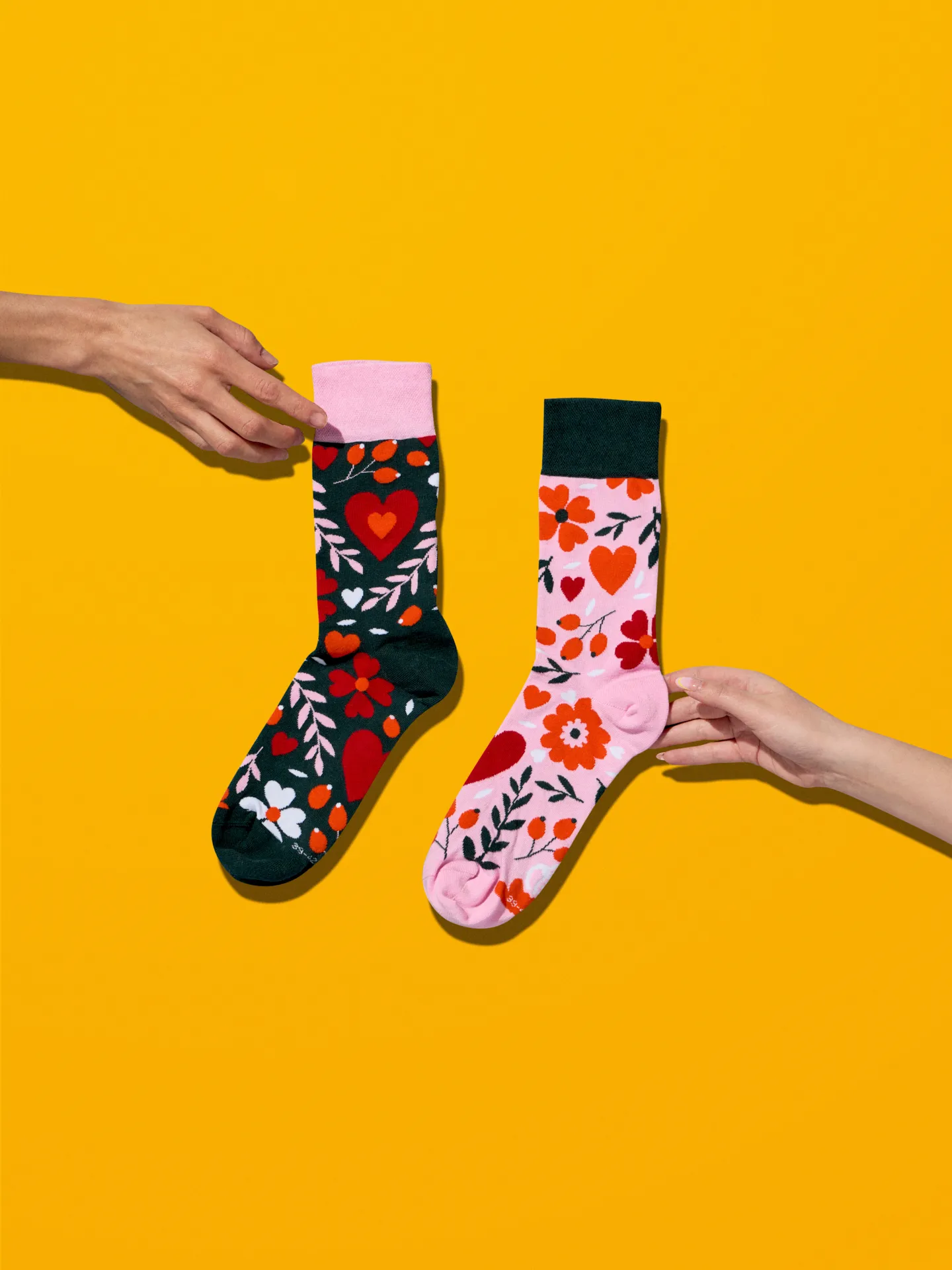Lustige Socken Blumenliebe - Image 4