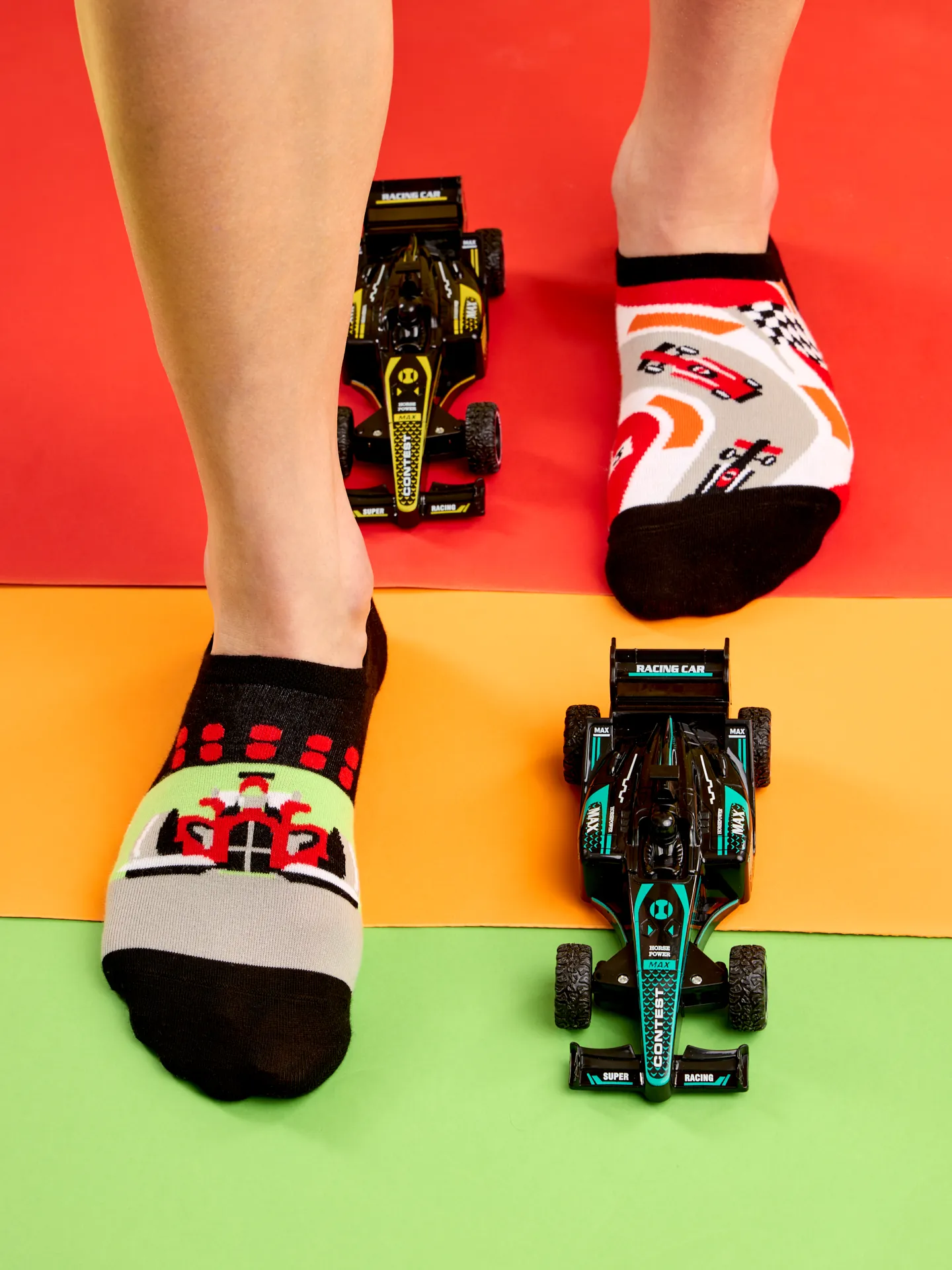 Lustige Sneakersocken Formel-Rennen - Image 4