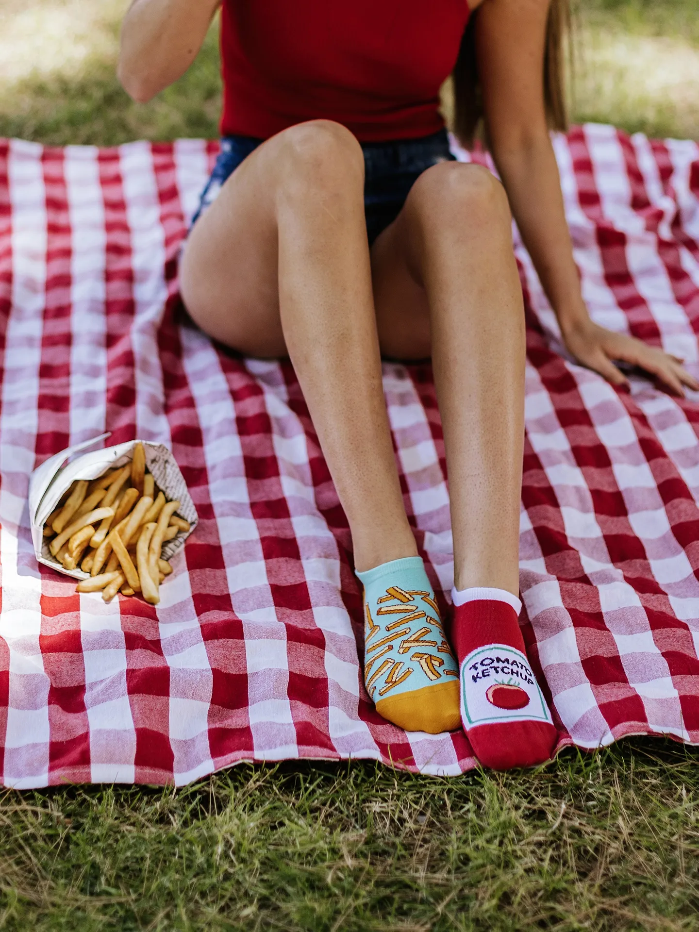 Lustige Sneakersocken Pommes mit Ketchup - Image 5
